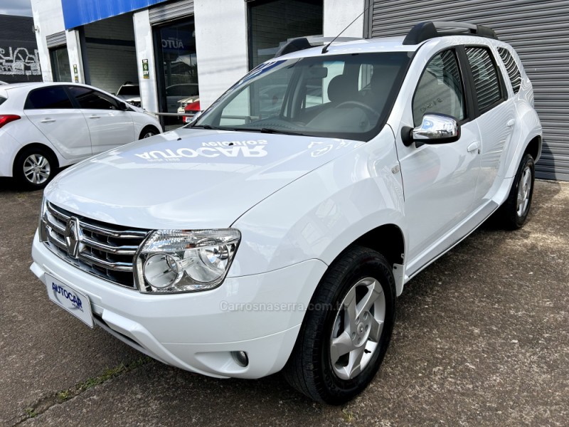 DUSTER 2.0 DYNAMIQUE 4X2 16V FLEX 4P MANUAL - 2015 - NOVO HAMBURGO