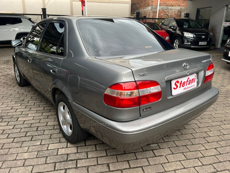 COROLLA 1.8 XEI 16V FLEX 4P MANUAL - 2002 - FELIZ