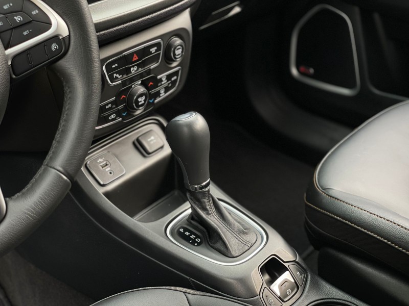 COMPASS 2.0 16V FLEX LONGITUDE AUTOMÁTICO - 2021 - FARROUPILHA