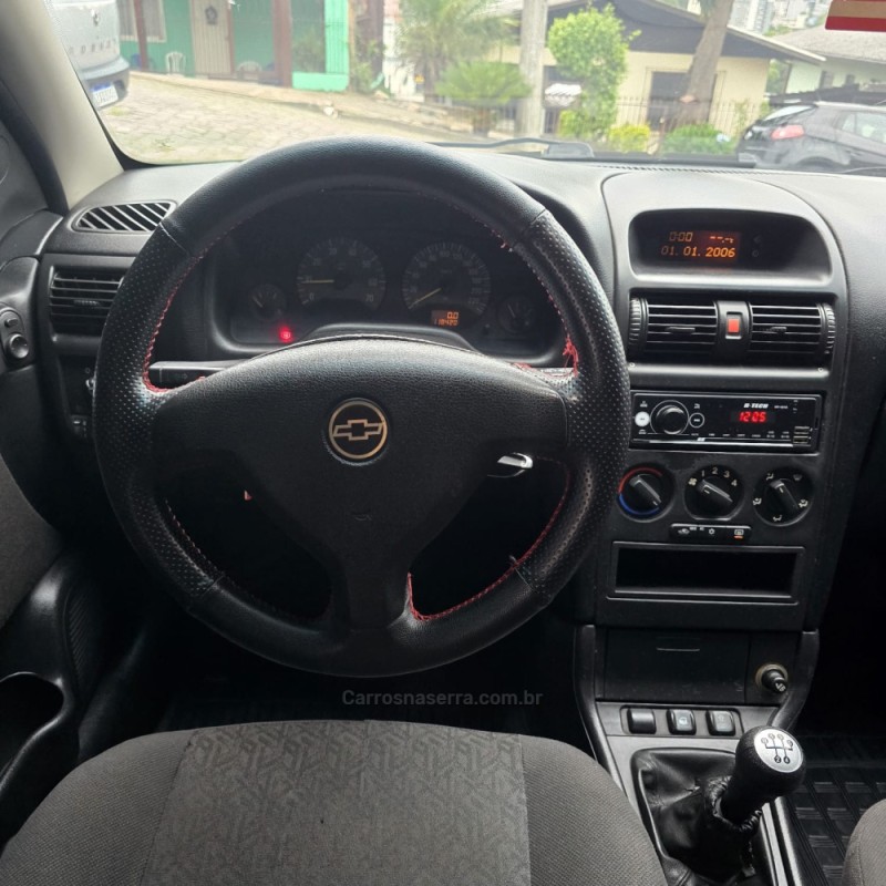 ASTRA 2.0 MPFI ADVANTAGE 8V FLEX 4P MANUAL - 2009 - CAXIAS DO SUL