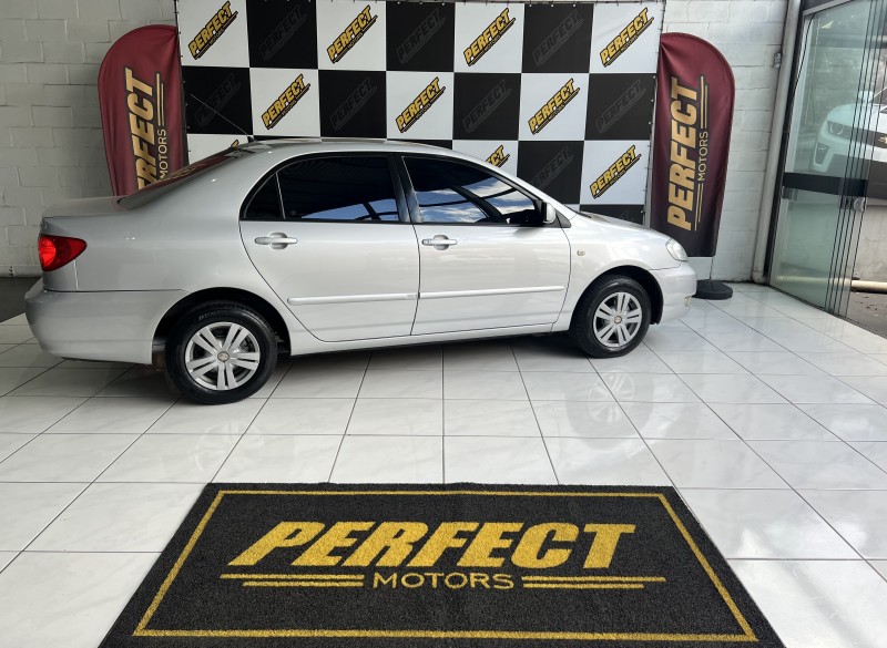 COROLLA 1.6 XLI 16V GASOLINA 4P AUTOMÁTICO - 2008 - PORTãO