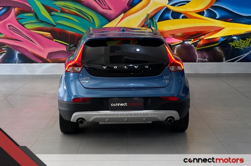 V40 2.0 T5 CROSS COUNTRY AWD TURBO GASOLINA 4P AUTOMÁTICO - 2016 - BENTO GONçALVES