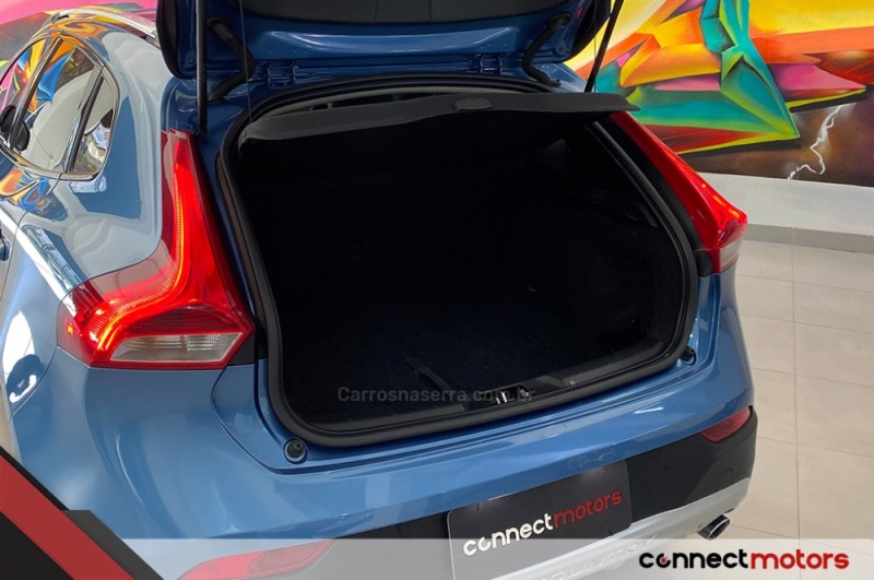 V40 2.0 T5 CROSS COUNTRY AWD TURBO GASOLINA 4P AUTOMÁTICO - 2016 - BENTO GONçALVES