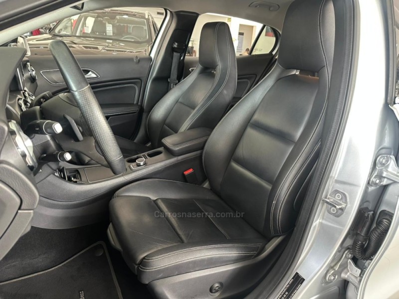 GLA 200 1.6 CGI ADVANCE 16V TURBO FLEX 4P AUTOMÁTICO - 2019 - NOVO HAMBURGO