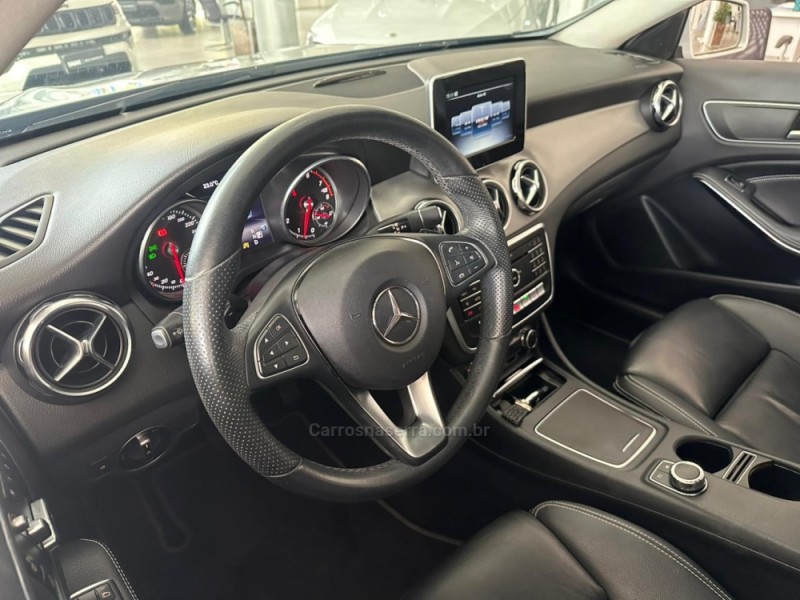 GLA 200 1.6 CGI ADVANCE 16V TURBO FLEX 4P AUTOMÁTICO - 2019 - NOVO HAMBURGO