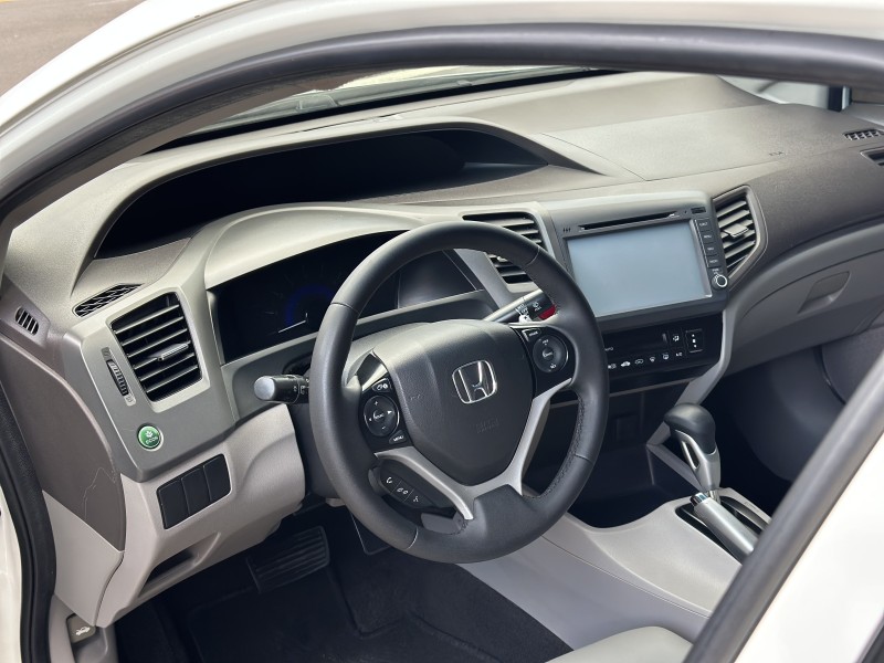 CIVIC 2.0 LXR 16V FLEX 4P AUTOMÁTICO - 2014 - CAXIAS DO SUL