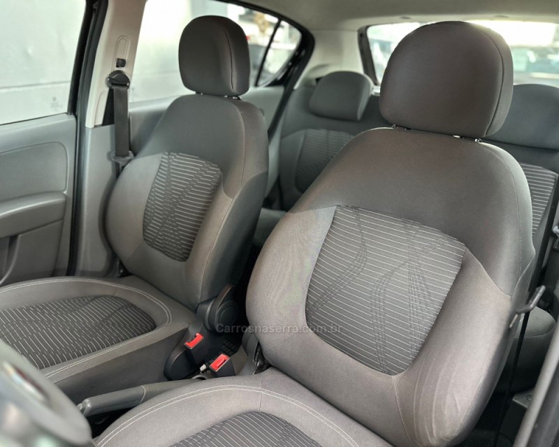 PALIO 1.0 MPI ATTRACTIVE 8V FLEX 4P MANUAL - 2015 - VACARIA