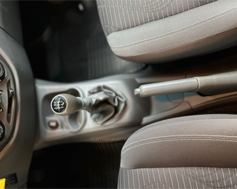 PALIO 1.0 MPI ATTRACTIVE 8V FLEX 4P MANUAL - 2015 - VACARIA