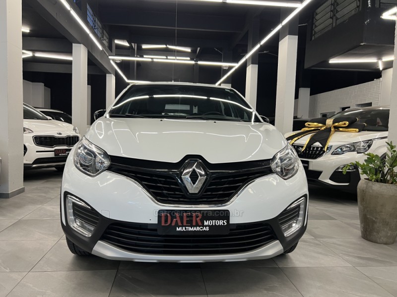 CAPTUR 2.0 16V FLEX INTENSE AUTOMÁTICO - 2020 - NOVO HAMBURGO