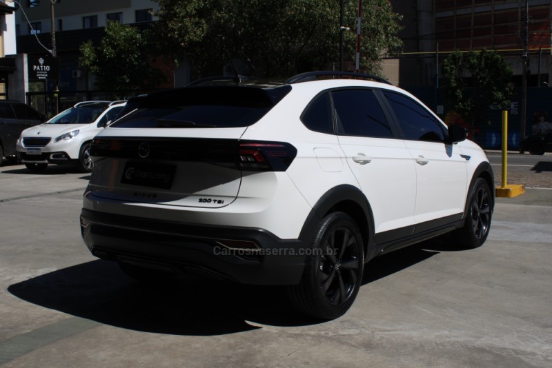 NIVUS 1.0 TSI HIGHLINE FLEX 4P AUTOMÁTICO - 2023 - CAXIAS DO SUL