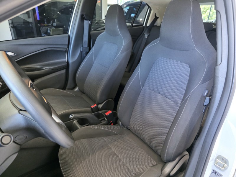 ONIX 1.0 LT 12V FLEX 4P MANUAL - 2023 - CAXIAS DO SUL