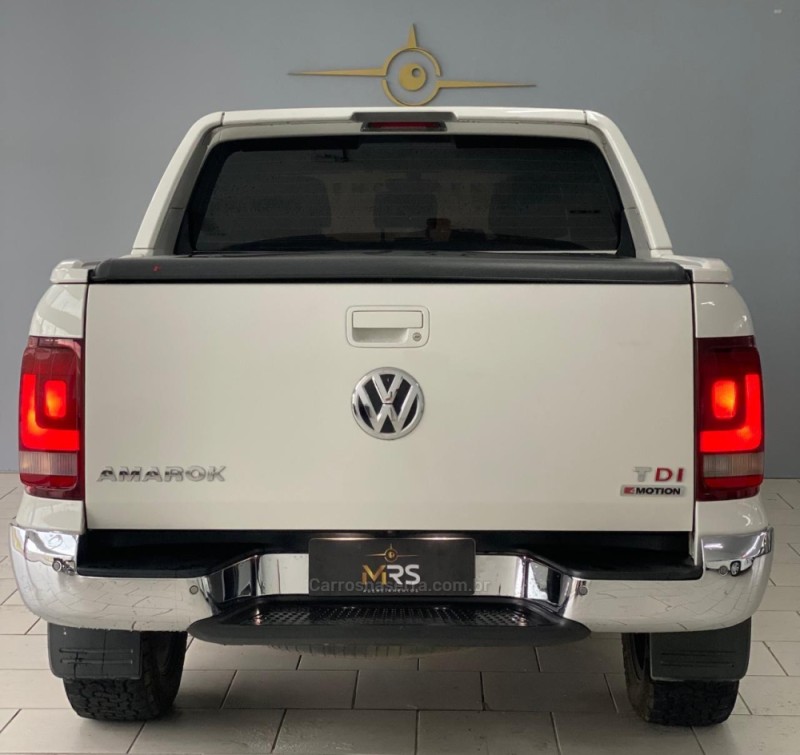 AMAROK 2.0 HIGHLINE 4X4 CD 16V TURBO INTERCOOLER DIESEL 4P AUTOMÁTICO - 2018 - CAXIAS DO SUL