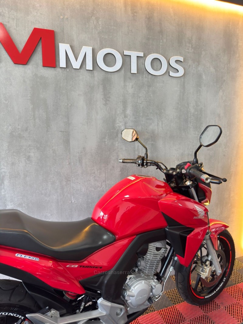CB 250F TWISTER  - 2016 - PORTãO