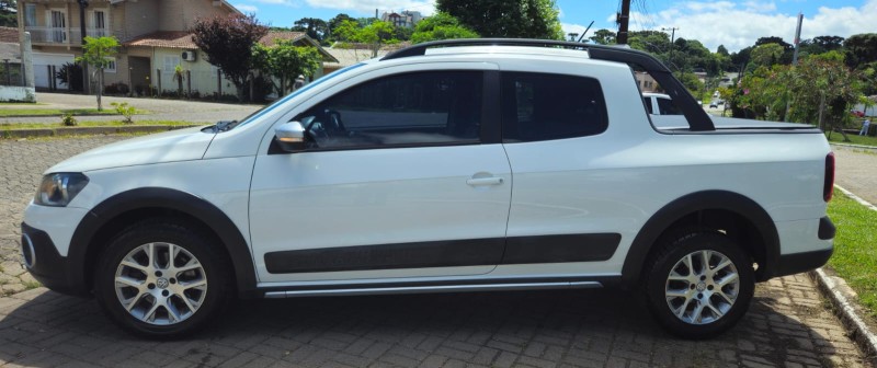 SAVEIRO 1.6 CROSS CD 16V FLEX 2P MANUAL - 2015 - CANELA