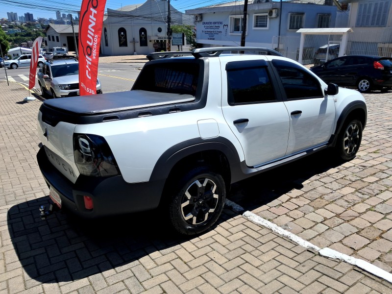 OROCH 1.6 16V ICONIC FLEX 4P MANUAL - 2025 - CAXIAS DO SUL