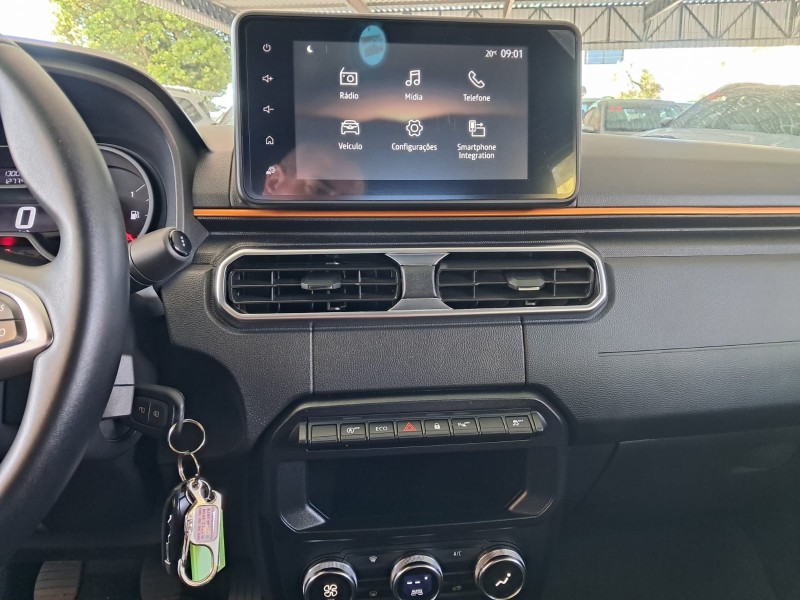 OROCH 1.6 16V ICONIC FLEX 4P MANUAL - 2025 - CAXIAS DO SUL