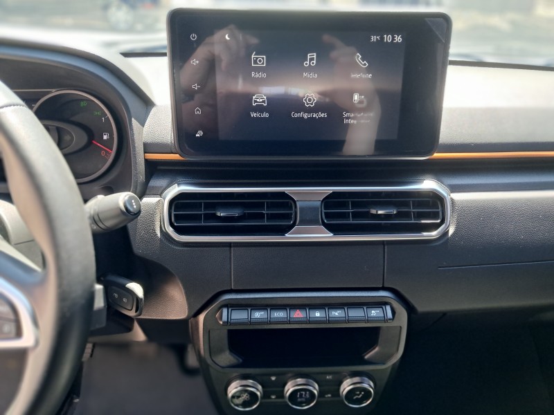 OROCH 1.6 16V ICONIC FLEX 4P MANUAL - 2025 - CAXIAS DO SUL