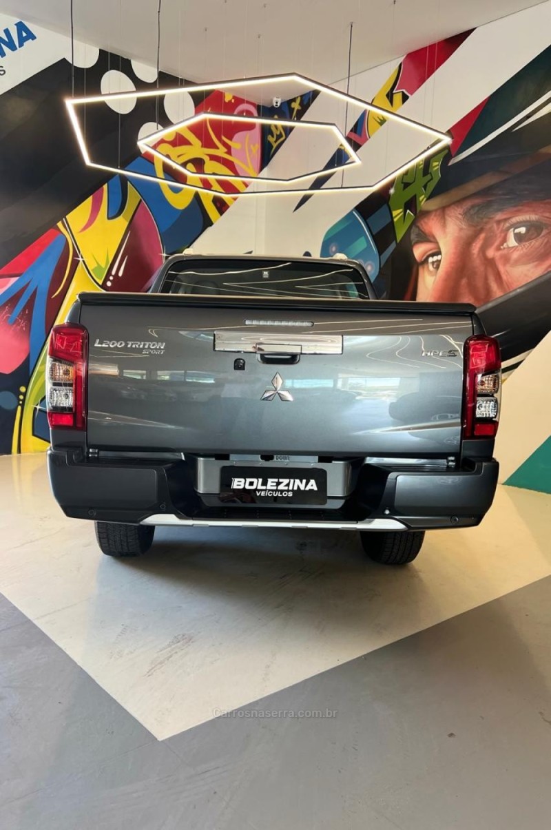 L200 TRITON 2.4 HPE-S SPORT 4X4 CD 16V DIESEL 4P AUTOMÁTICO - 2024 - NOVO HAMBURGO