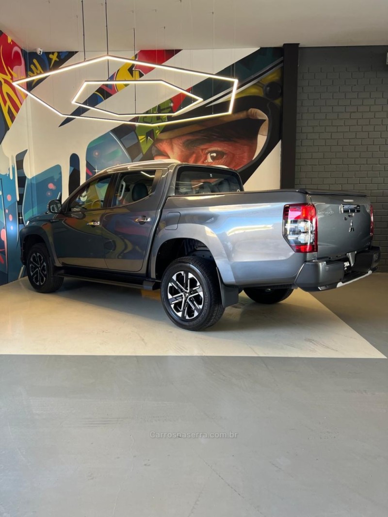 L200 TRITON 2.4 HPE-S SPORT 4X4 CD 16V DIESEL 4P AUTOMÁTICO - 2024 - NOVO HAMBURGO