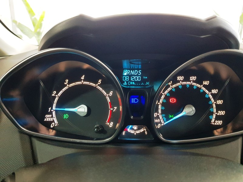 FIESTA 1.6 TITANIUM HATCH 16V FLEX 4P AUTOMÁTICO - 2015 - CAXIAS DO SUL