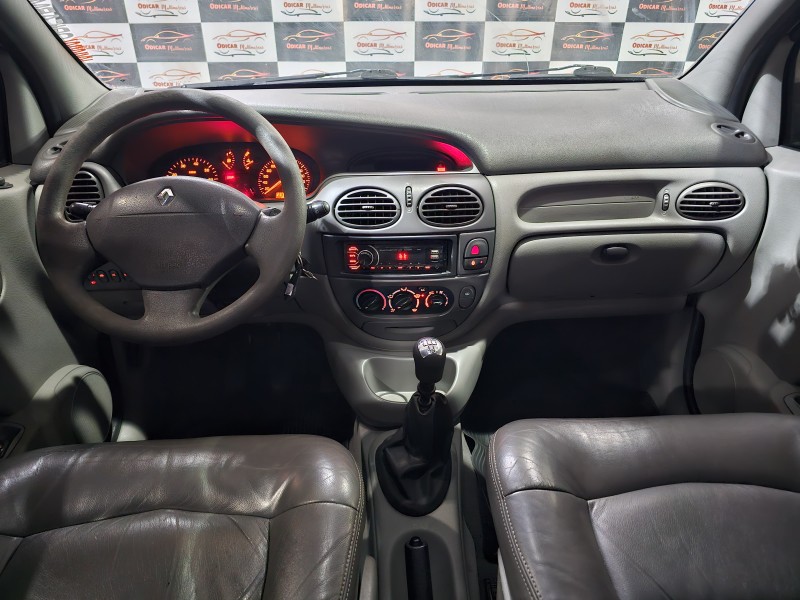 SCÉNIC 1.6 RXE 16V GASOLINA 4P MANUAL - 2003 - CAXIAS DO SUL