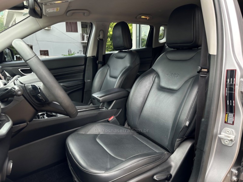 COMPASS 1.3 LONGITUDE T270 16V TURBO FLEX 4P AUTOMÁTICO - 2022 - GUAPORé