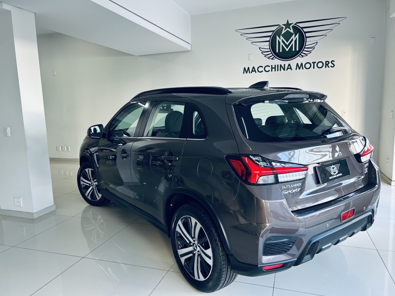 OUTLANDER 2.0 MIVEC HPE GASOLINA 4P AUTOMÁTICO - 2021 - CAXIAS DO SUL