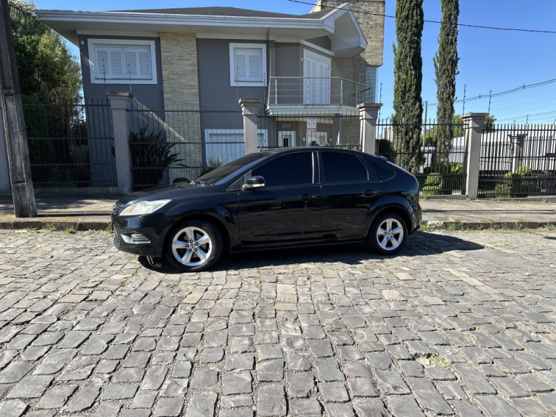 FOCUS 2.0 HA 16V GASOLINA 4P MANUAL - 2009 - CAXIAS DO SUL