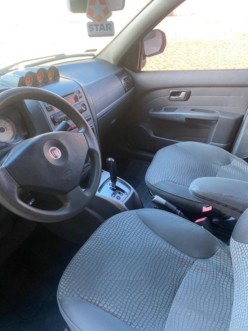 PALIO 1.8 MPI ADVENTURE WEEKEND 8V FLEX 4P AUTOMATIZADO - 2012 - CAXIAS DO SUL