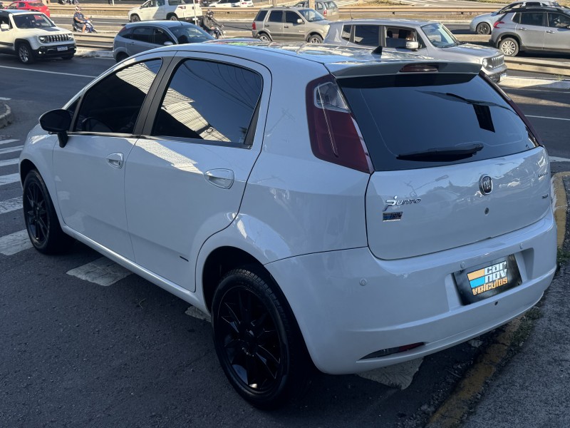 PUNTO 1.6 ESSENCE 16V FLEX 4P MANUAL - 2012 - CAXIAS DO SUL