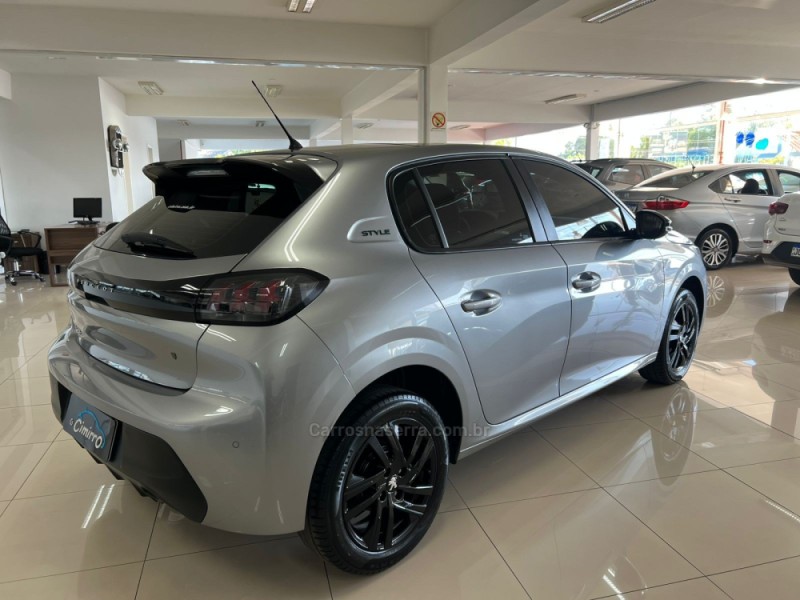 208 1.0 STYLE FLEX 6V 4P MANUAL - 2023 - TAQUARA