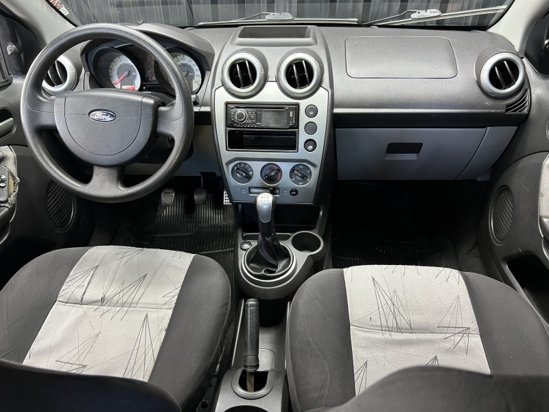 FIESTA 1.0 MPI TRAIL HATCH 8V FLEX 4P MANUAL - 2010 - CAXIAS DO SUL