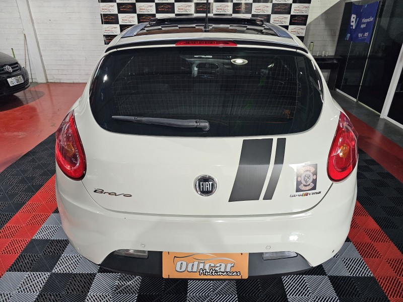 BRAVO 1.8 SPORTING 16V FLEX 4P MANUAL - 2014 - CAXIAS DO SUL