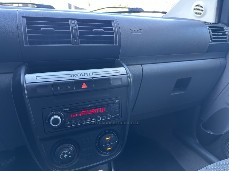 SPACEFOX 1.6 MI ROUTE 8V FLEX 4P MANUAL - 2010 - CAXIAS DO SUL