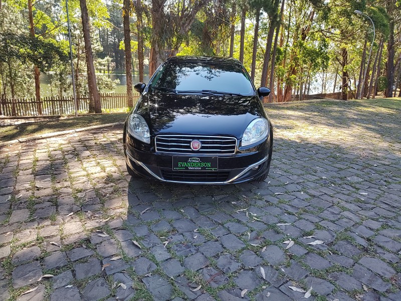LINEA 1.8 ESSENCE 16V FLEX 4P MANUAL - 2015 - CAXIAS DO SUL