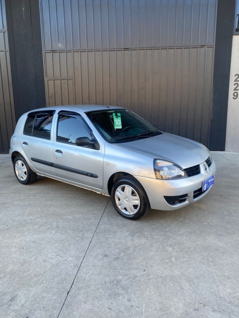 CLIO 1.0 CAMPUS 16V FLEX 4P MANUAL - 2010 - CAXIAS DO SUL