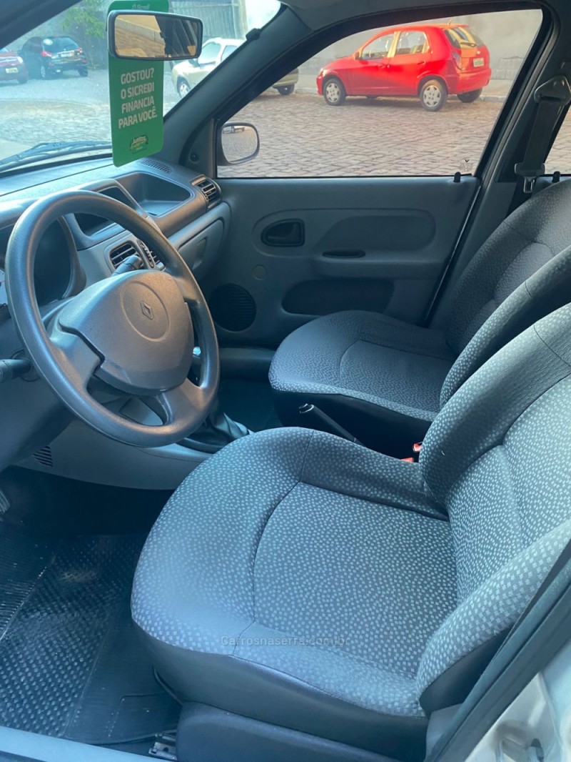 CLIO 1.0 CAMPUS 16V FLEX 4P MANUAL - 2010 - CAXIAS DO SUL