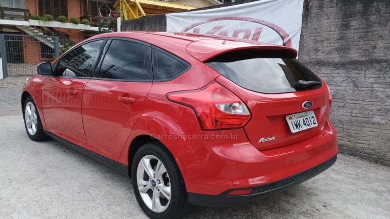 FOCUS 1.6 SE HATCH 16V FLEX 4P AUTOMÁTICO - 2015 - CAXIAS DO SUL