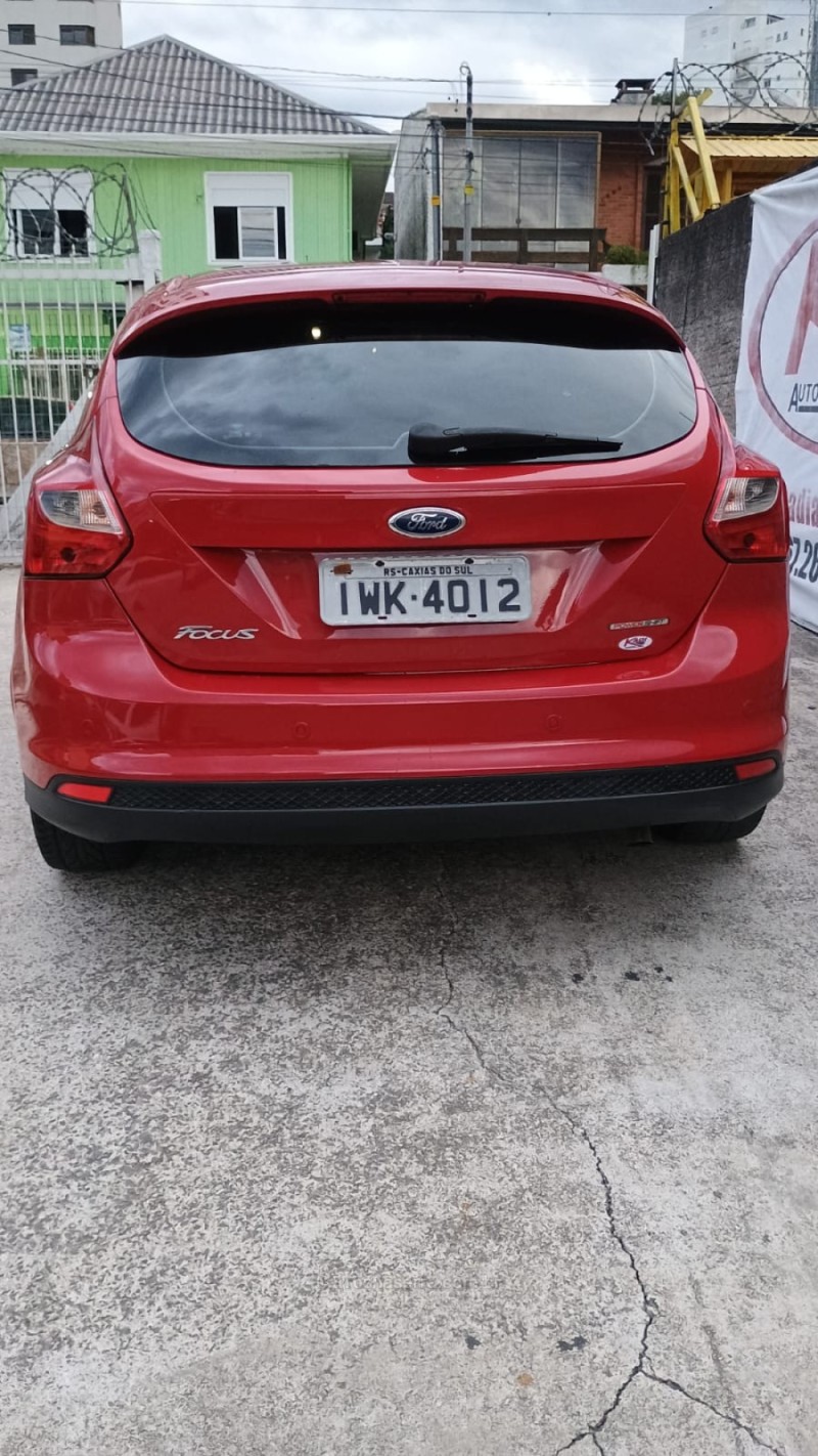 FOCUS 1.6 SE HATCH 16V FLEX 4P AUTOMÁTICO - 2015 - CAXIAS DO SUL