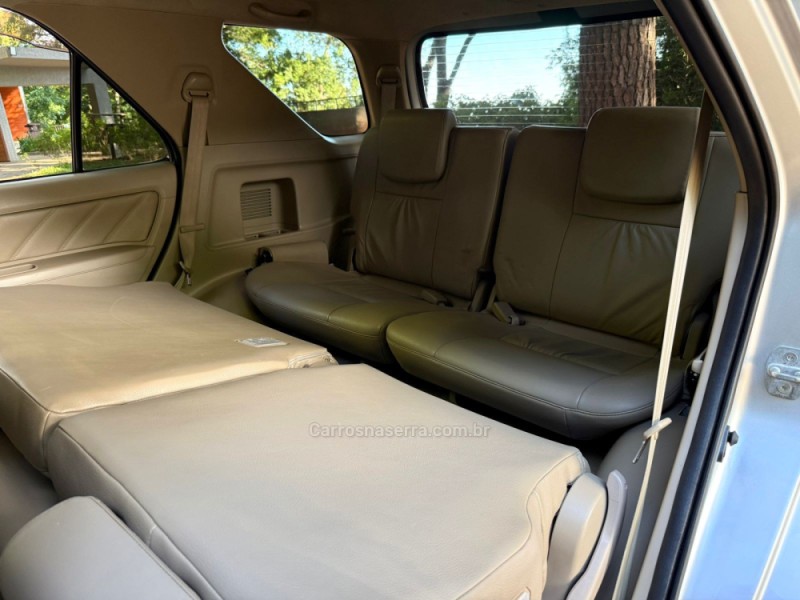 HILUX SW4 3.0 SRV 4X4 7 LUGARES 16V TURBO INTERCOOLER DIESEL 4P AUTOMÁTICO - 2010 - DOIS IRMãOS