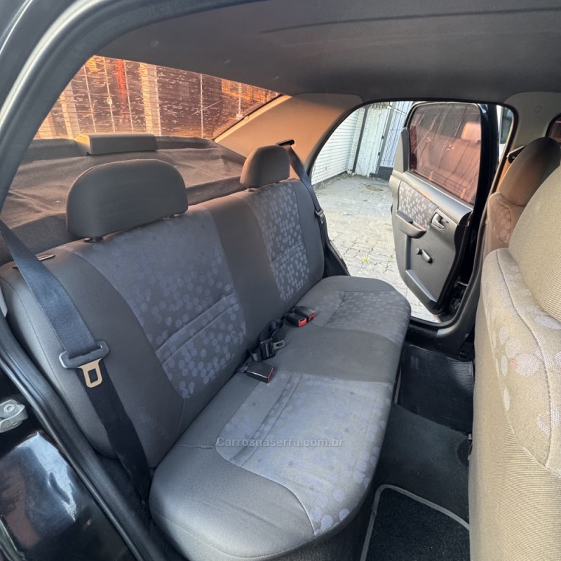 PRISMA 1.4 MPFI JOY 8V FLEX 4P MANUAL - 2010 - CAXIAS DO SUL