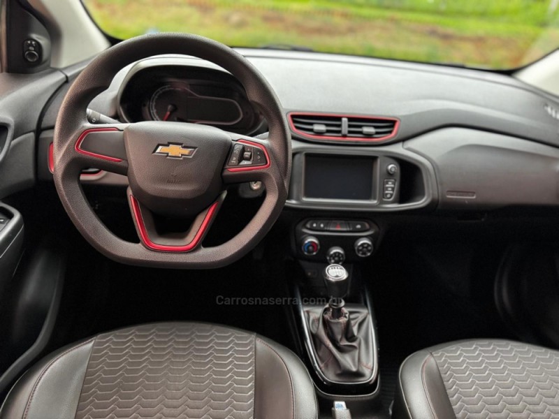 ONIX 1.4 MPFI EFFECT 8V FLEX 4P MANUAL - 2018 - FELIZ