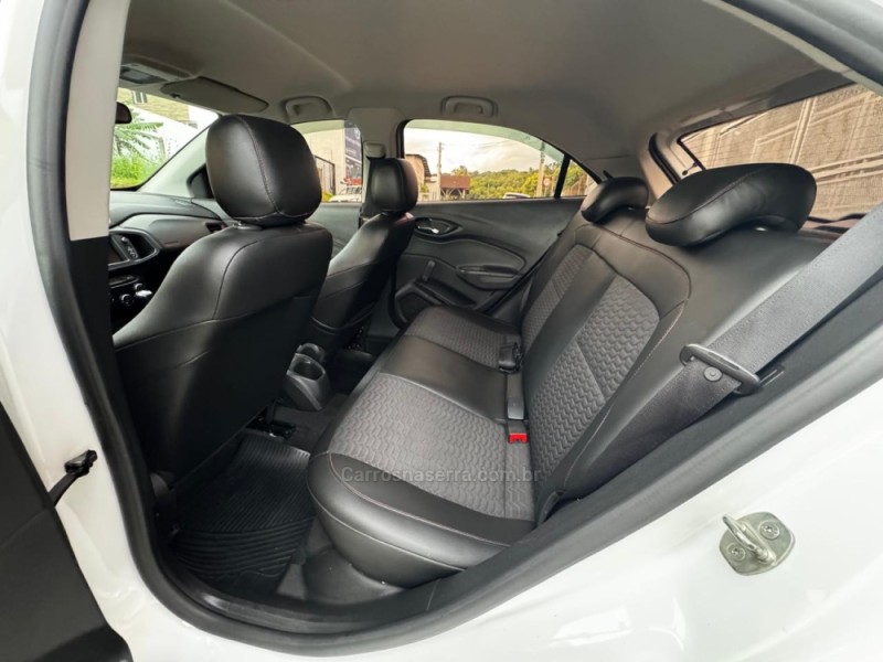 ONIX 1.4 MPFI EFFECT 8V FLEX 4P MANUAL - 2018 - FELIZ