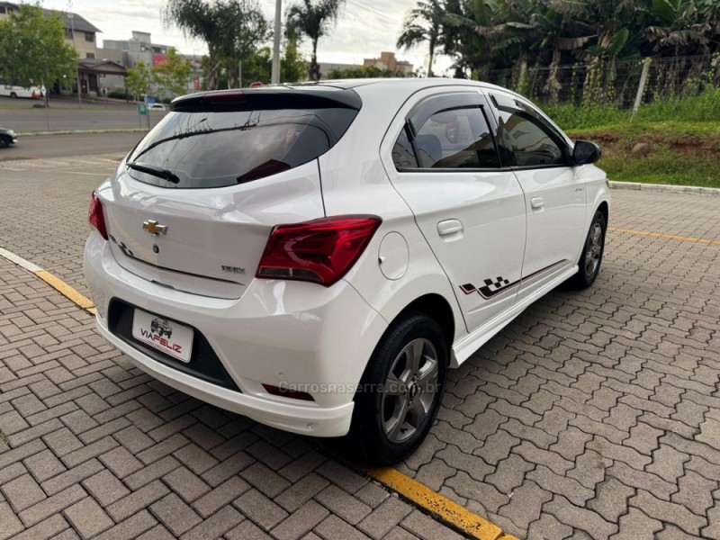 ONIX 1.4 MPFI EFFECT 8V FLEX 4P MANUAL - 2018 - FELIZ