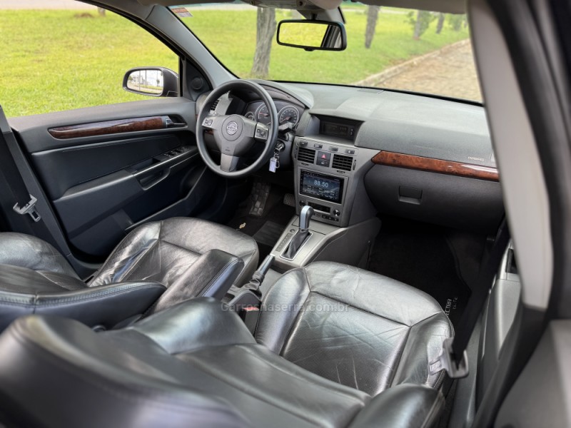 VECTRA 2.0 MPFI ELITE 8V FLEX 4P AUTOMÁTICO - 2008 - CASCA