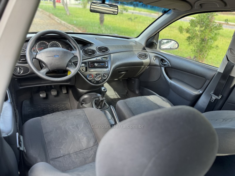 FOCUS 1.6 8V FLEX 4P MANUAL - 2008 - CASCA