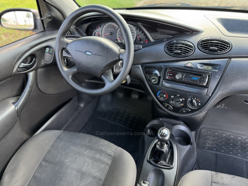 FOCUS 1.6 8V FLEX 4P MANUAL - 2008 - CASCA