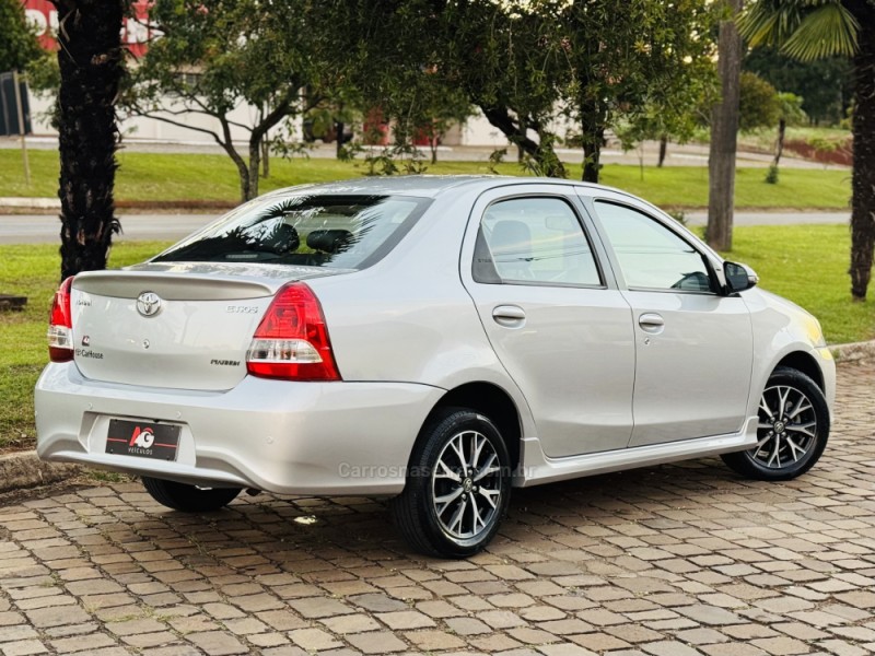 ETIOS 1.5 PLATINUM SEDAN 16V FLEX 4P AUTOMÁTICO - 2017 - CASCA