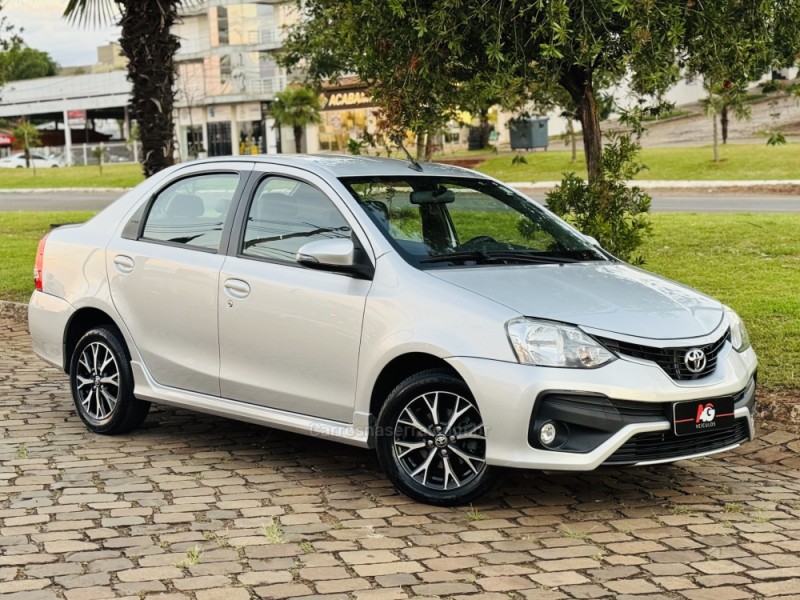 ETIOS 1.5 PLATINUM SEDAN 16V FLEX 4P AUTOMÁTICO - 2017 - CASCA