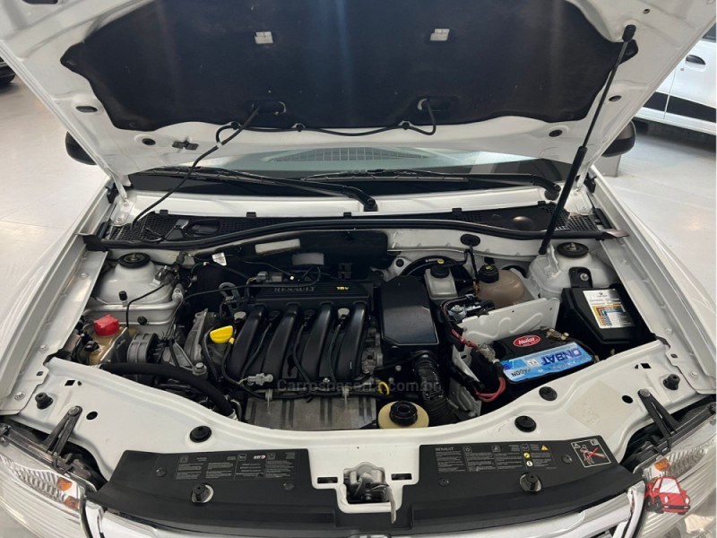 DUSTER 1.6 EXPRESSION 4X2 16V FLEX 4P MANUAL - 2013 - CAXIAS DO SUL